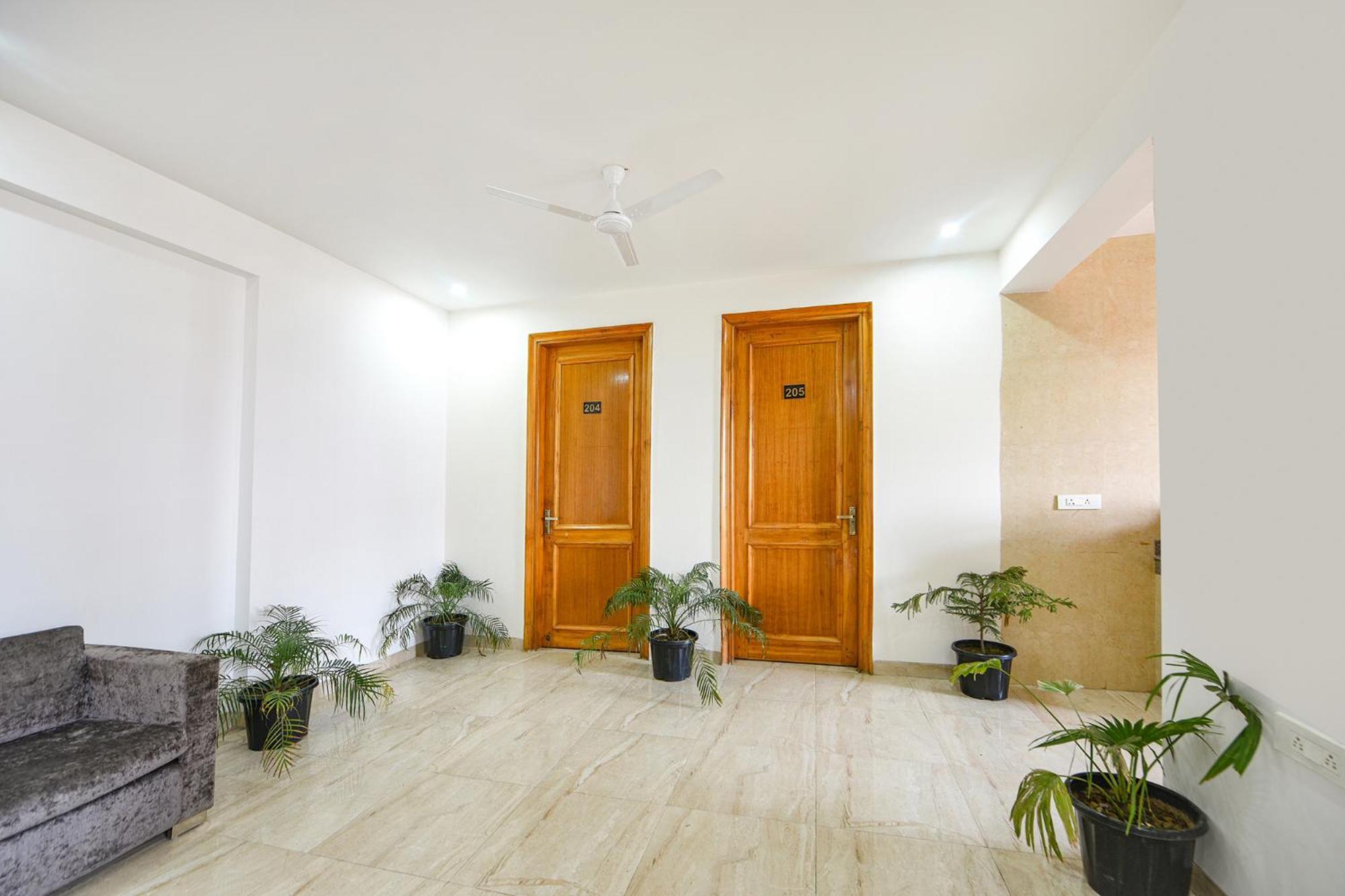 Fabhotel Ar Suites Gurgaon Exteriör bild